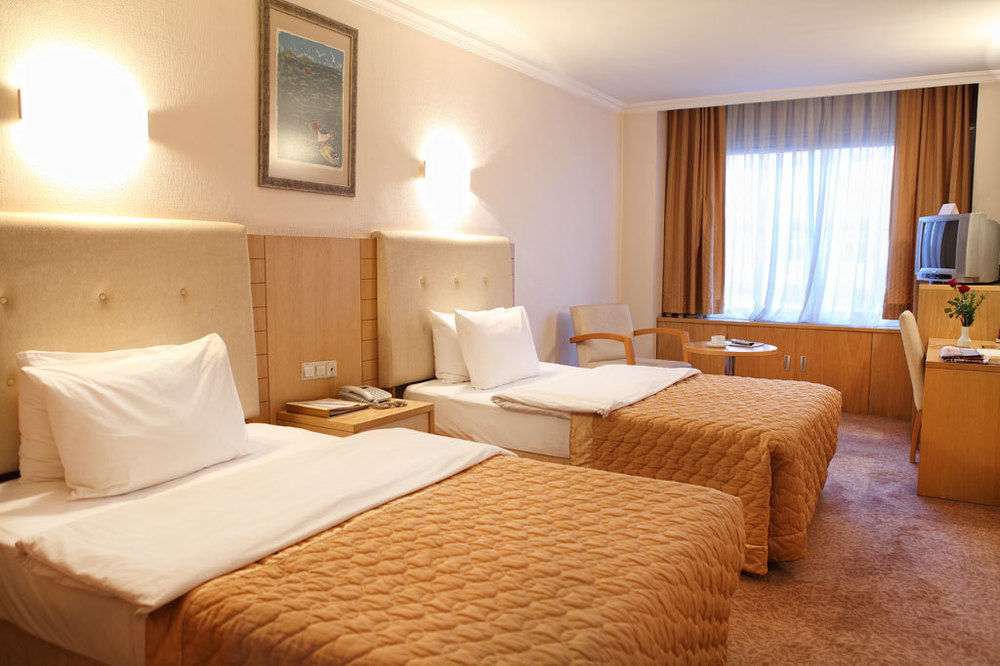 Surmeli Adana Hotel Екстериор снимка